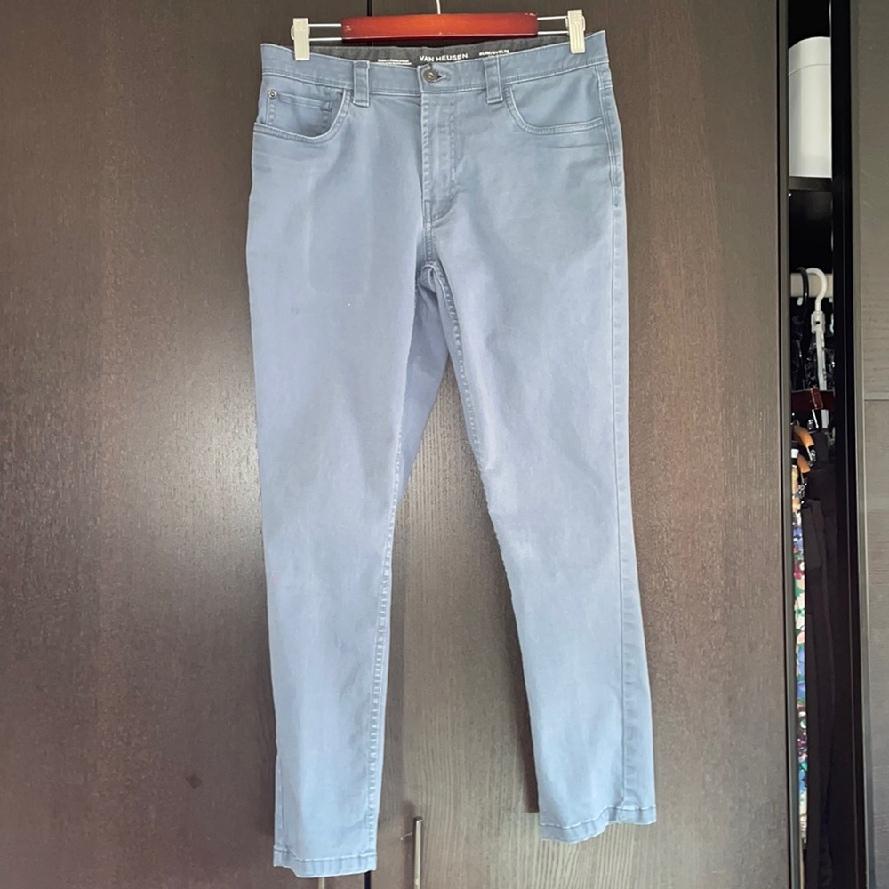 Van Heusen “never tuck” slim jeans 30x29